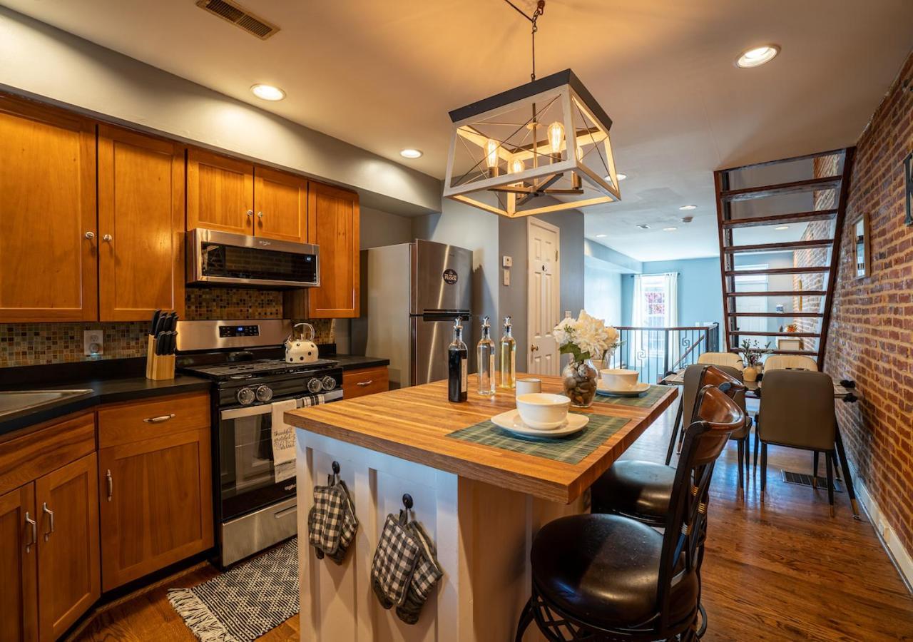Holiday home Cozy Townhouse Downtown W/ Game & Rooftop Baltimore