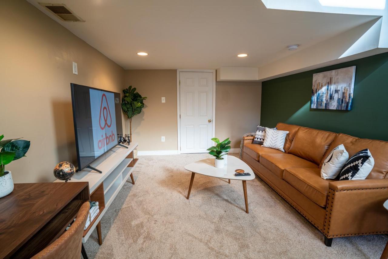 Cozy Townhouse Downtown W/ Game & Rooftop