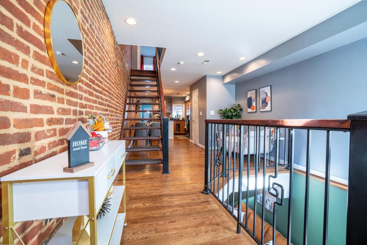 Cozy Townhouse Downtown W/ Game & Rooftop Baltimore