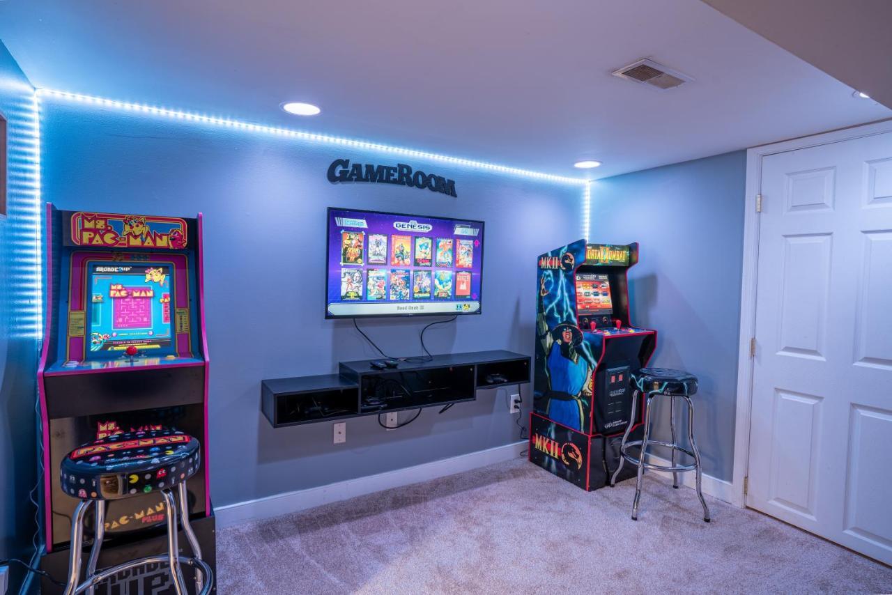 Cozy Townhouse Downtown W/ Game & Rooftop *