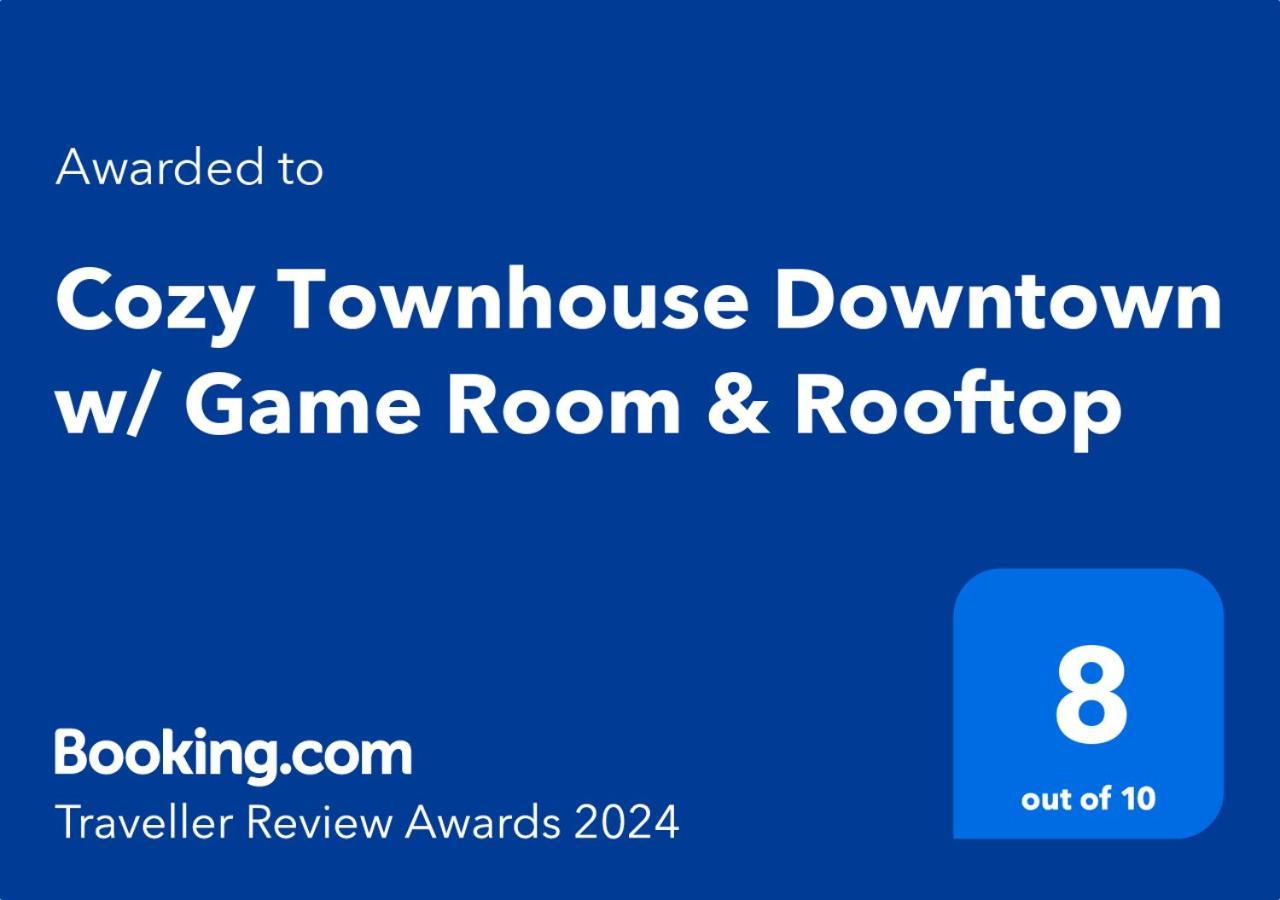 Cozy Townhouse Downtown W/ Game & Rooftop Holiday home Baltimore